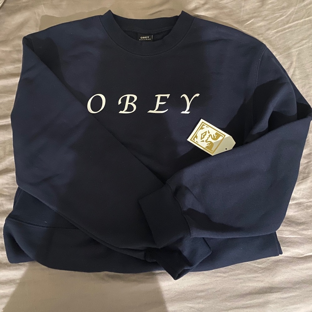 Obey crew sweatshirt